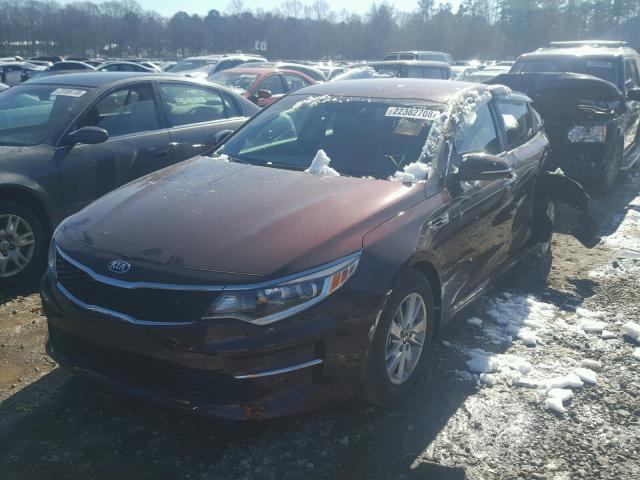 5XXGT4L37JG226667 - 2018 KIA OPTIMA LX MAROON photo 2