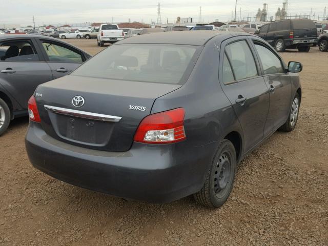 JTDBT923381249975 - 2008 TOYOTA YARIS GRAY photo 4