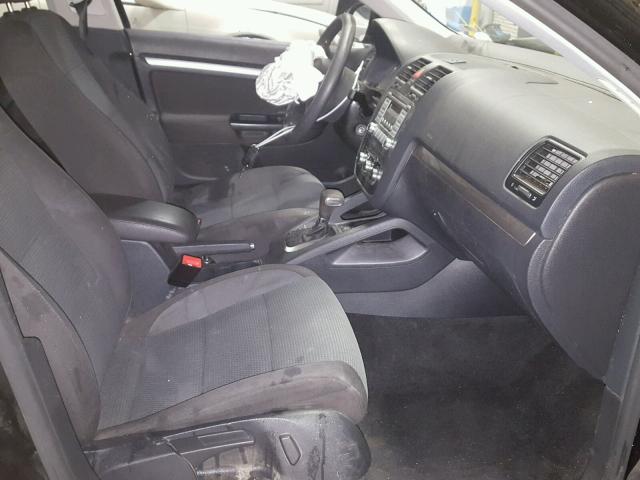 3VWJZ7AJ4AM001657 - 2010 VOLKSWAGEN JETTA S BLACK photo 5
