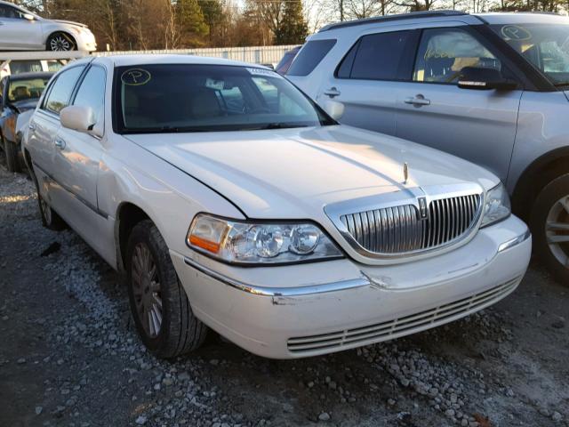 1LNHM81W03Y615836 - 2003 LINCOLN TOWN CAR E WHITE photo 1