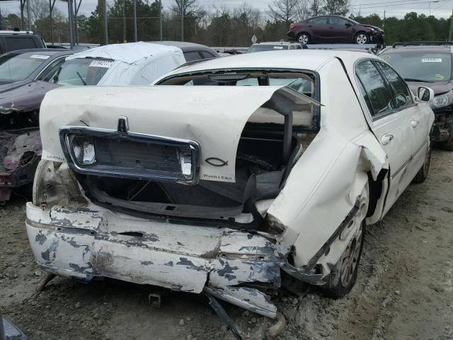 1LNHM81W03Y615836 - 2003 LINCOLN TOWN CAR E WHITE photo 4