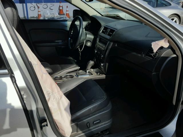 3FAHP0JA7CR398677 - 2012 FORD FUSION SEL SILVER photo 5