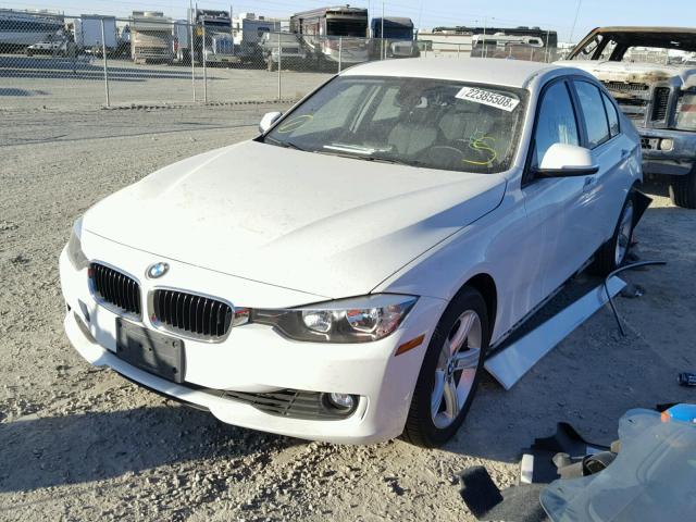 WBA3A5C55DF352098 - 2013 BMW 328 I WHITE photo 2