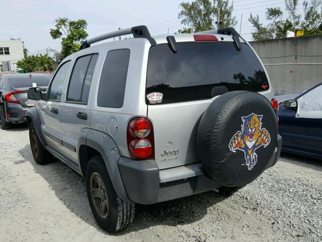 1J4GL38K46W196487 - 2006 JEEP LIBERTY RE SILVER photo 3