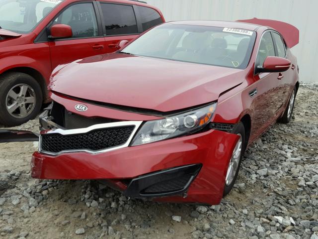 KNAGM4A72B5183958 - 2011 KIA OPTIMA LX RED photo 2