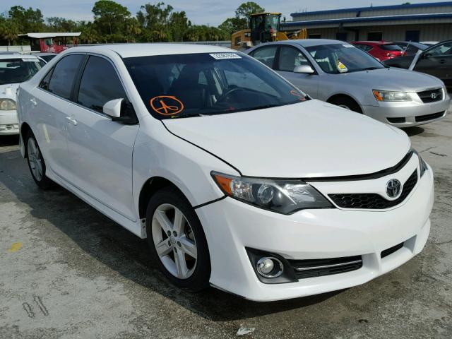 4T1BF1FK9DU697572 - 2013 TOYOTA CAMRY L WHITE photo 1