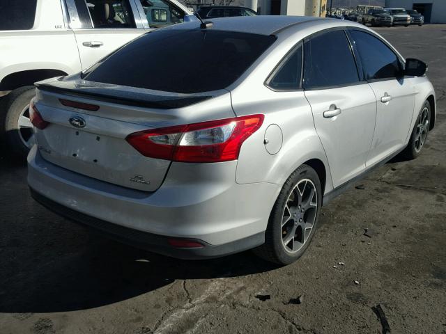 1FADP3F21EL348781 - 2014 FORD FOCUS SE SILVER photo 4