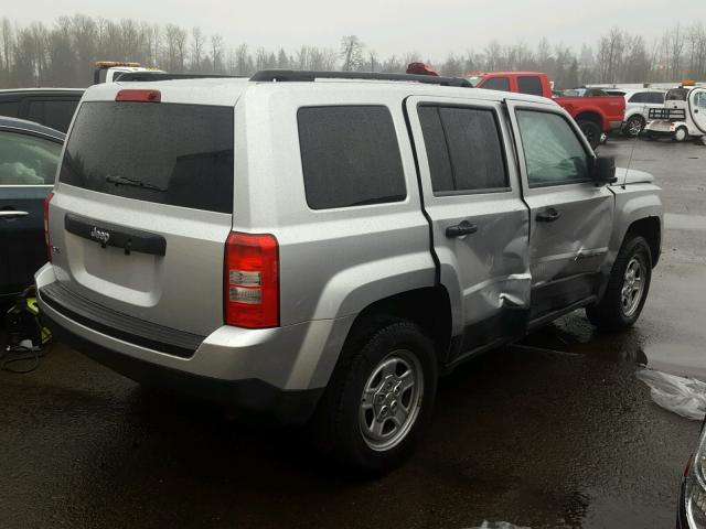 1C4NJRBB4CD638612 - 2012 JEEP PATRIOT SP GRAY photo 4