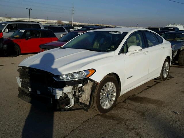 3FA6P0LU1DR324512 - 2013 FORD FUSION SE WHITE photo 2