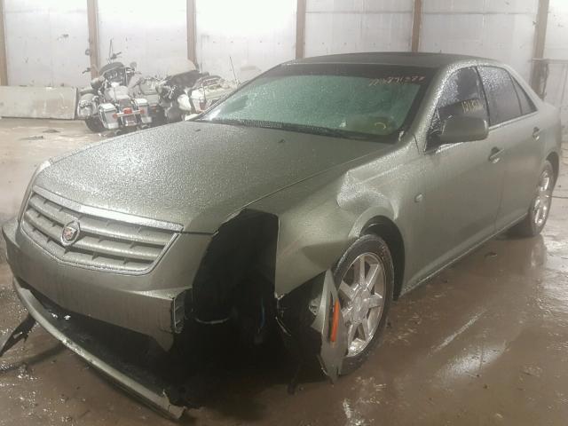 1G6DW677550220640 - 2005 CADILLAC STS GREEN photo 2