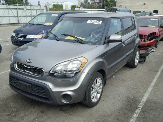 KNDJT2A6XD7598802 - 2013 KIA SOUL + CHARCOAL photo 2