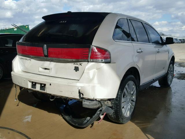 2LMDU68C19BJ12843 - 2009 LINCOLN MKX WHITE photo 4