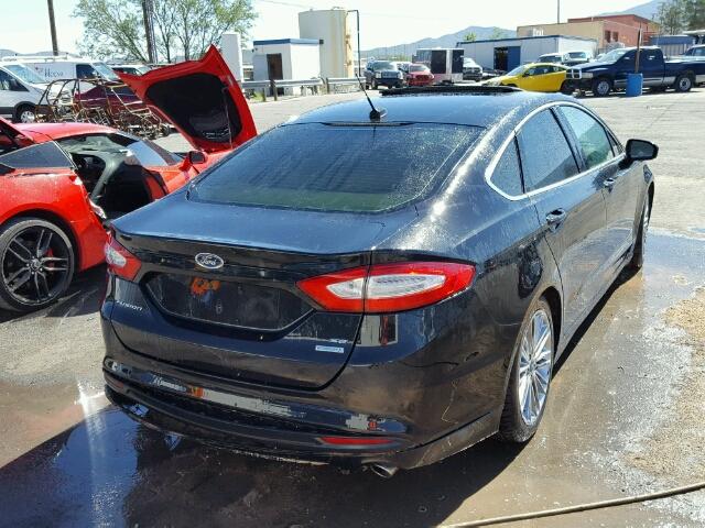 3FA6P0HR1DR105313 - 2013 FORD FUSION SE BLACK photo 4