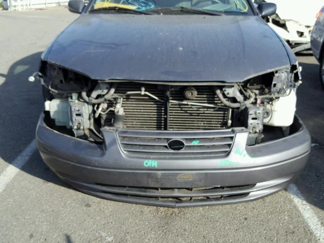 4T1BF22K4XU081276 - 1999 TOYOTA CAMRY LE GRAY photo 9