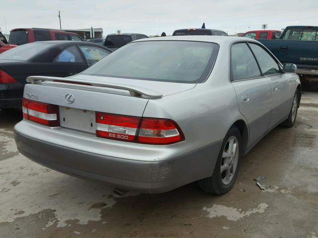 JT8BF28G810303502 - 2001 LEXUS ES 300 SILVER photo 4