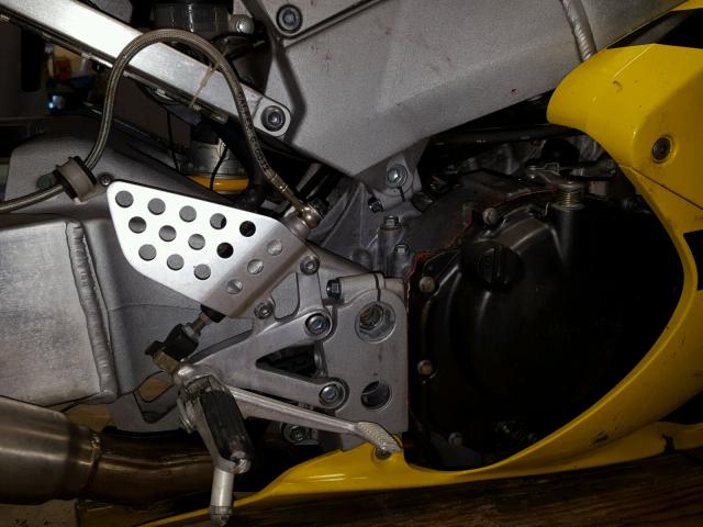 JH2SC44001M101395 - 2001 HONDA CBR900 RR YELLOW photo 7