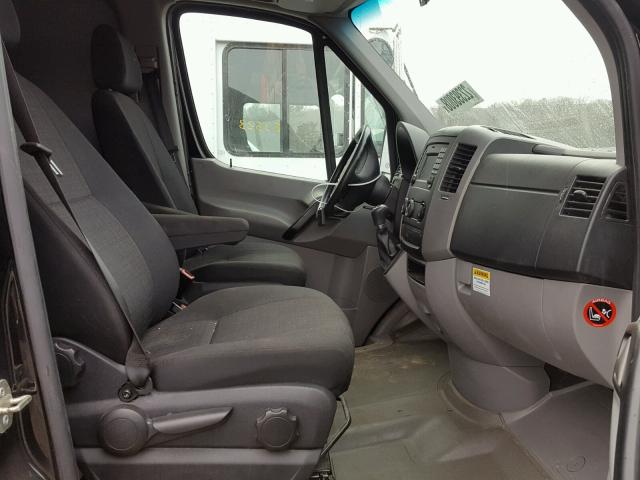 WDYPE8CC4E5930213 - 2014 FREIGHTLINER SPRINTER 2 BLACK photo 5