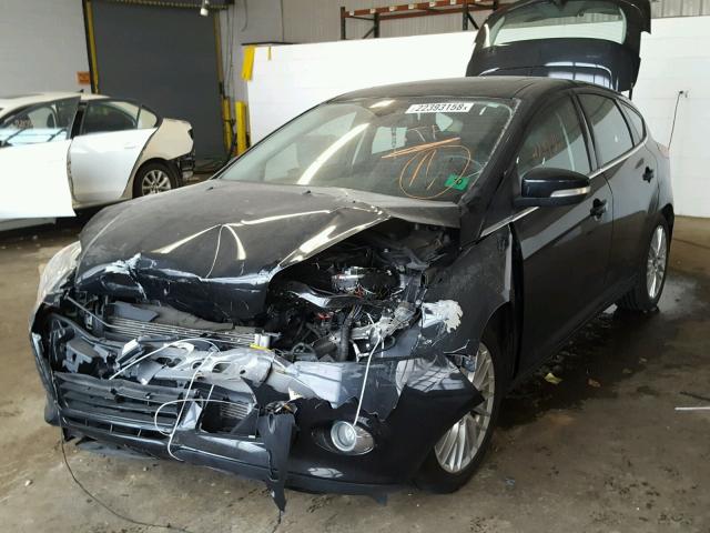 1FAHP3M29CL430470 - 2012 FORD FOCUS SEL BLACK photo 2