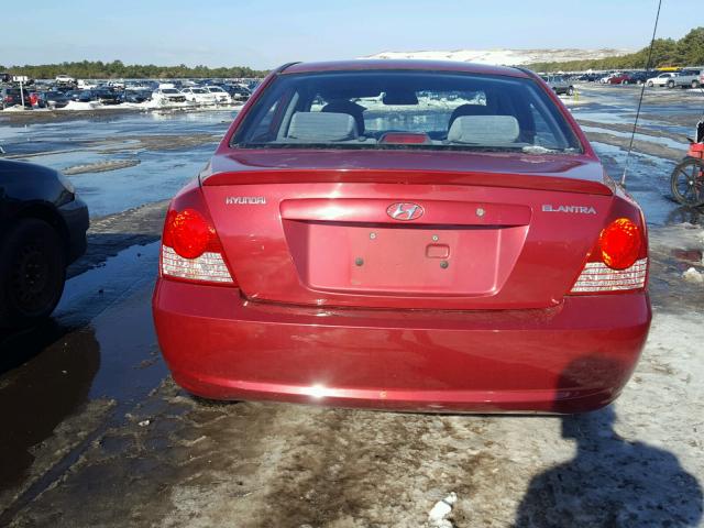 KMHDN46DX5U189241 - 2005 HYUNDAI ELANTRA GL RED photo 9