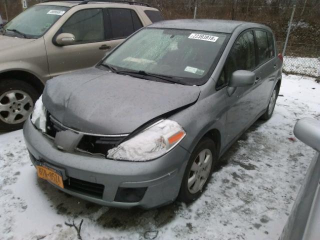 3N1BC13E49L420179 - 2009 NISSAN VERSA S GRAY photo 2