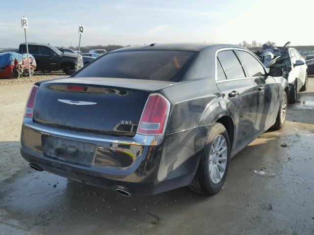 2C3CCAAG7EH127941 - 2014 CHRYSLER 300 BLACK photo 4