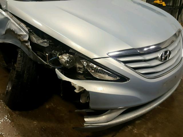 5NPEB4AC8BH029266 - 2011 HYUNDAI SONATA GLS GRAY photo 9