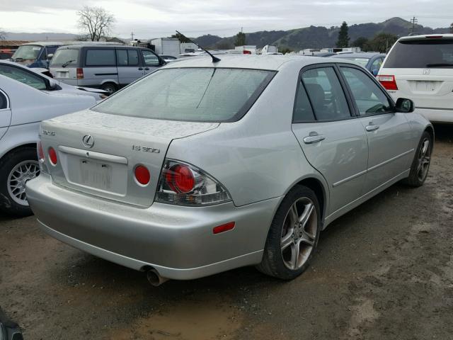 JTHBD182110026955 - 2001 LEXUS IS 300 SILVER photo 4