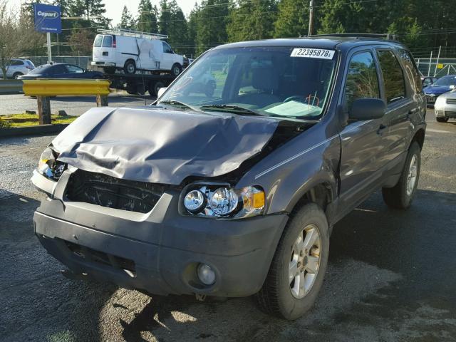 1FMCU93156KC82431 - 2006 FORD ESCAPE XLT GRAY photo 2