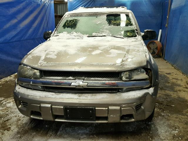 1GNDT13S822170942 - 2002 CHEVROLET TRAILBLAZE GRAY photo 9