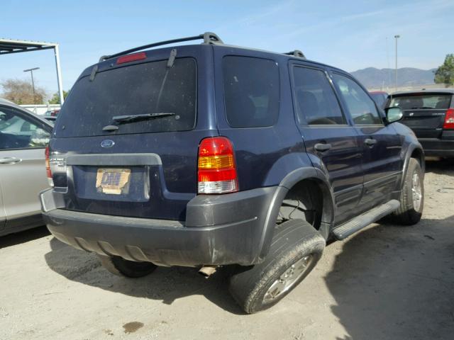 1FMYU03194KA38893 - 2004 FORD ESCAPE XLT BLUE photo 4