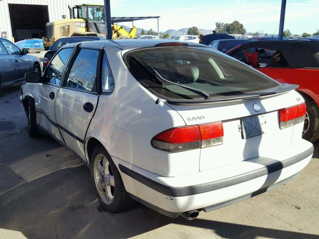 YS3DF58N6X2022203 - 1999 SAAB 9-3 SE WHITE photo 3