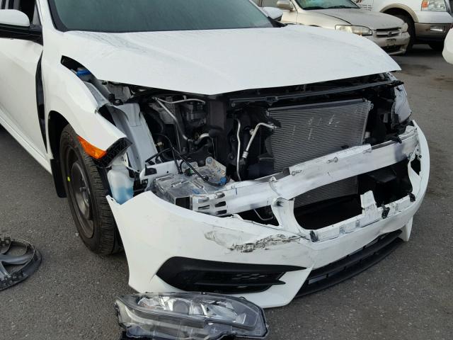 2HGFC2F50HH576762 - 2017 HONDA CIVIC LX WHITE photo 9