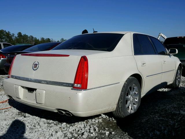 1G6KD57Y58U161019 - 2008 CADILLAC DTS WHITE photo 4