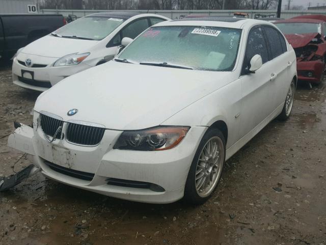 WBAVB33526PS11660 - 2006 BMW 330 I WHITE photo 2