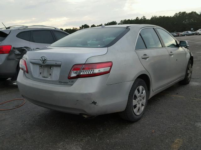 4T1BF3EK0BU703950 - 2011 TOYOTA CAMRY BASE SILVER photo 4