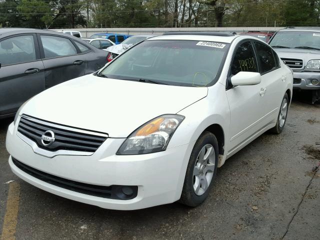 1N4AL21E67C187695 - 2007 NISSAN ALTIMA 2.5 WHITE photo 2