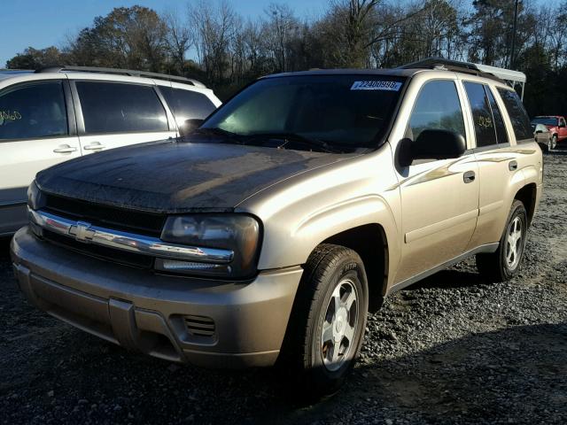 1GNDS13SX62171678 - 2006 CHEVROLET TRAILBLAZE GOLD photo 2