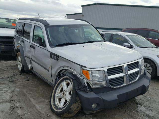 1D8GU28K17W565712 - 2007 DODGE NITRO SXT GRAY photo 1