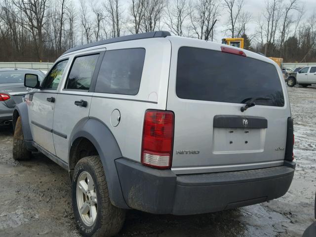 1D8GU28K17W565712 - 2007 DODGE NITRO SXT GRAY photo 3