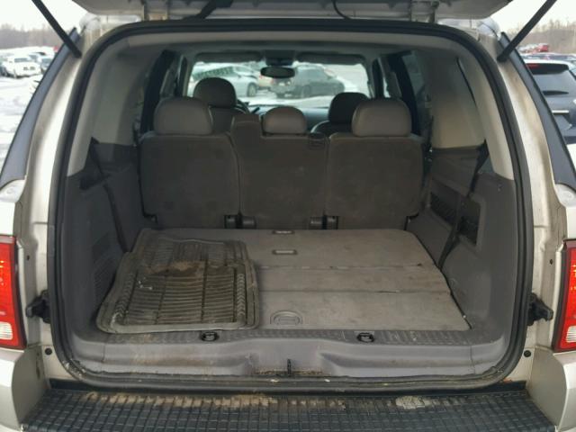 1FMZU83W54UA58416 - 2004 FORD EXPLORER X SILVER photo 9