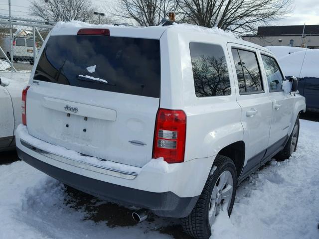 1J4NT4GB8BD288352 - 2011 JEEP PATRIOT LA WHITE photo 4