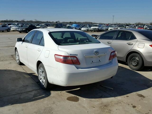 4T4BE46K18R019253 - 2008 TOYOTA CAMRY CE WHITE photo 3