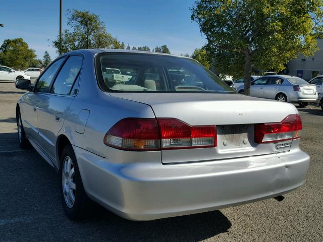 JHMCG66882C013829 - 2002 HONDA ACCORD EX SILVER photo 3