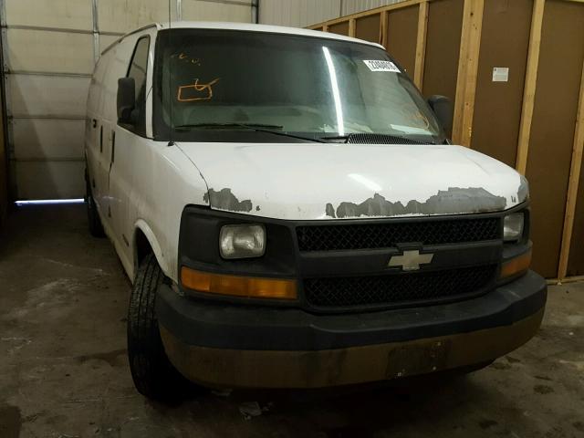 1GCHG39V051114046 - 2005 CHEVROLET EXPRESS G3 WHITE photo 1