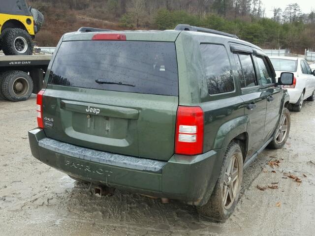 1J8FF28WX8D566046 - 2008 JEEP PATRIOT SP GREEN photo 4