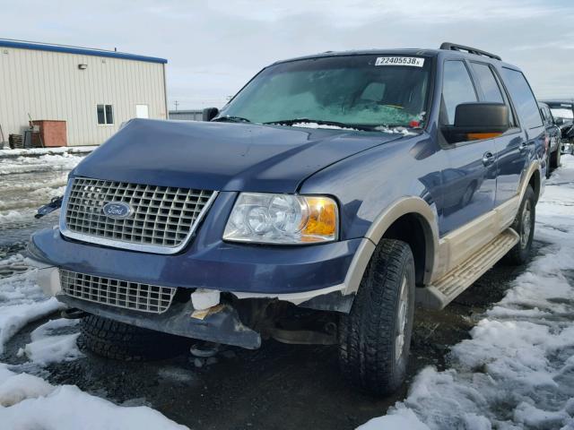 1FMFU18536LA43044 - 2006 FORD EXPEDITION BLUE photo 2