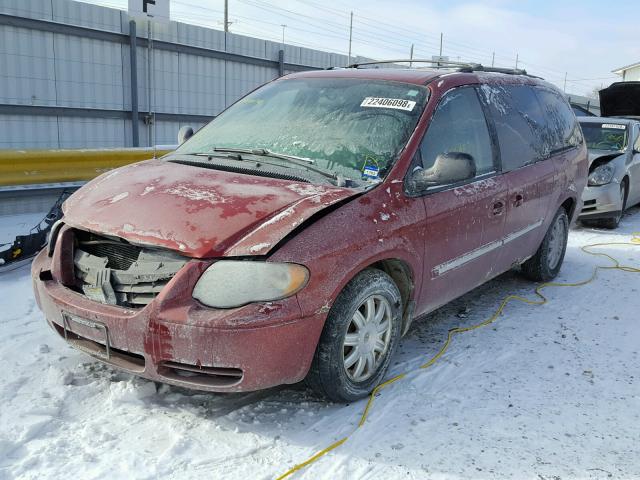 2A4GP54L87R306109 - 2007 CHRYSLER TOWN & COU RED photo 2