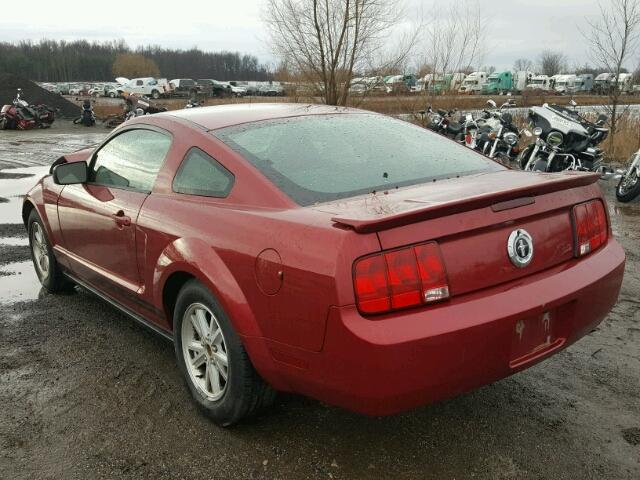 1ZVFT80N875228091 - 2007 FORD MUSTANG RED photo 3