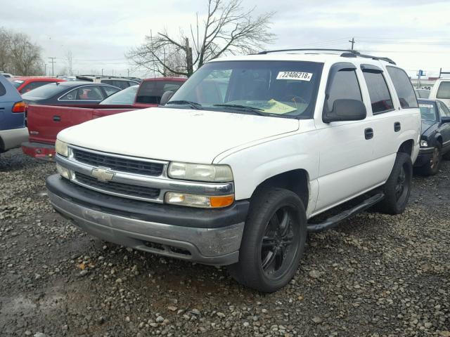 1GNEC13V12R183151 - 2002 CHEVROLET TAHOE C150 WHITE photo 2