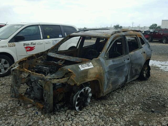 1C4PJLCB2HW527136 - 2017 JEEP CHEROKEE L BURN photo 2